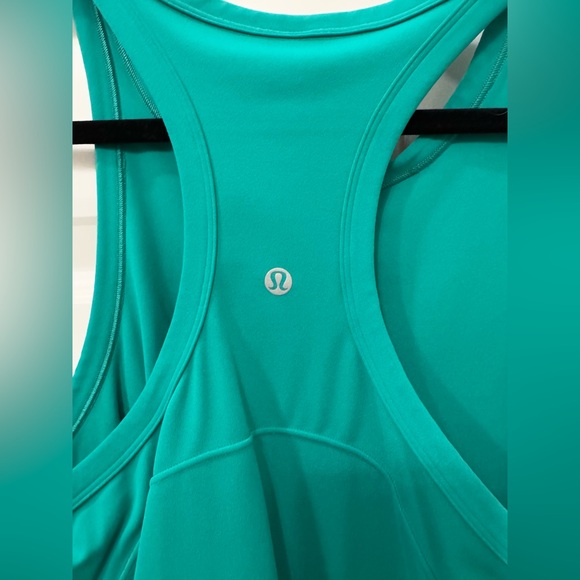 Lululemon Align Waist Length Racerback Tank Top 10 Kelly Green - Picture 5 of 5